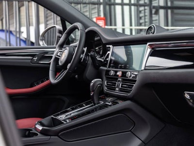 2026 Porsche Macan T