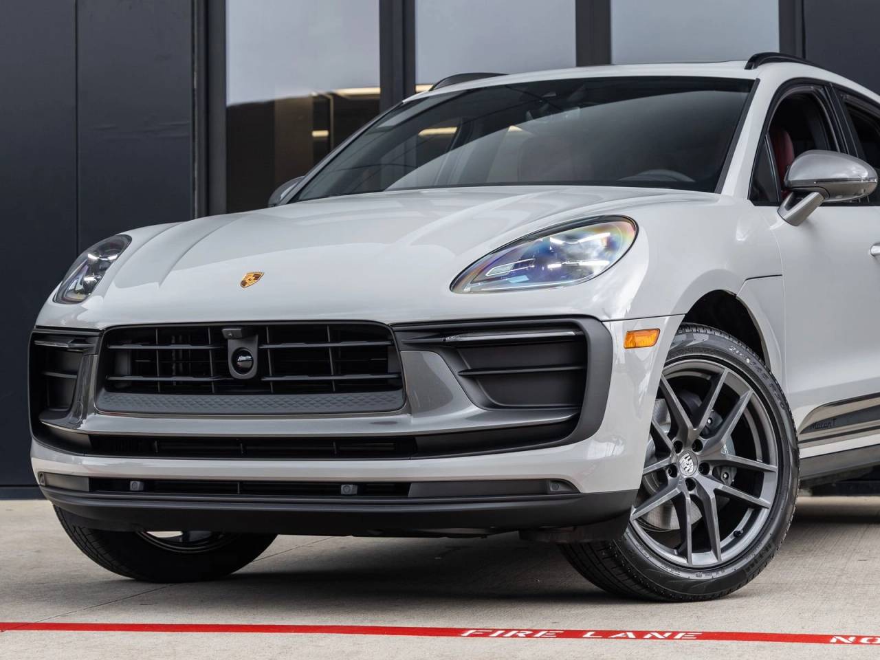 2026 Porsche Macan T