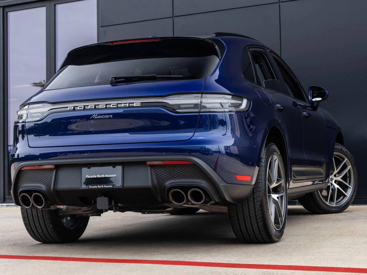 2026 Porsche Macan AWD