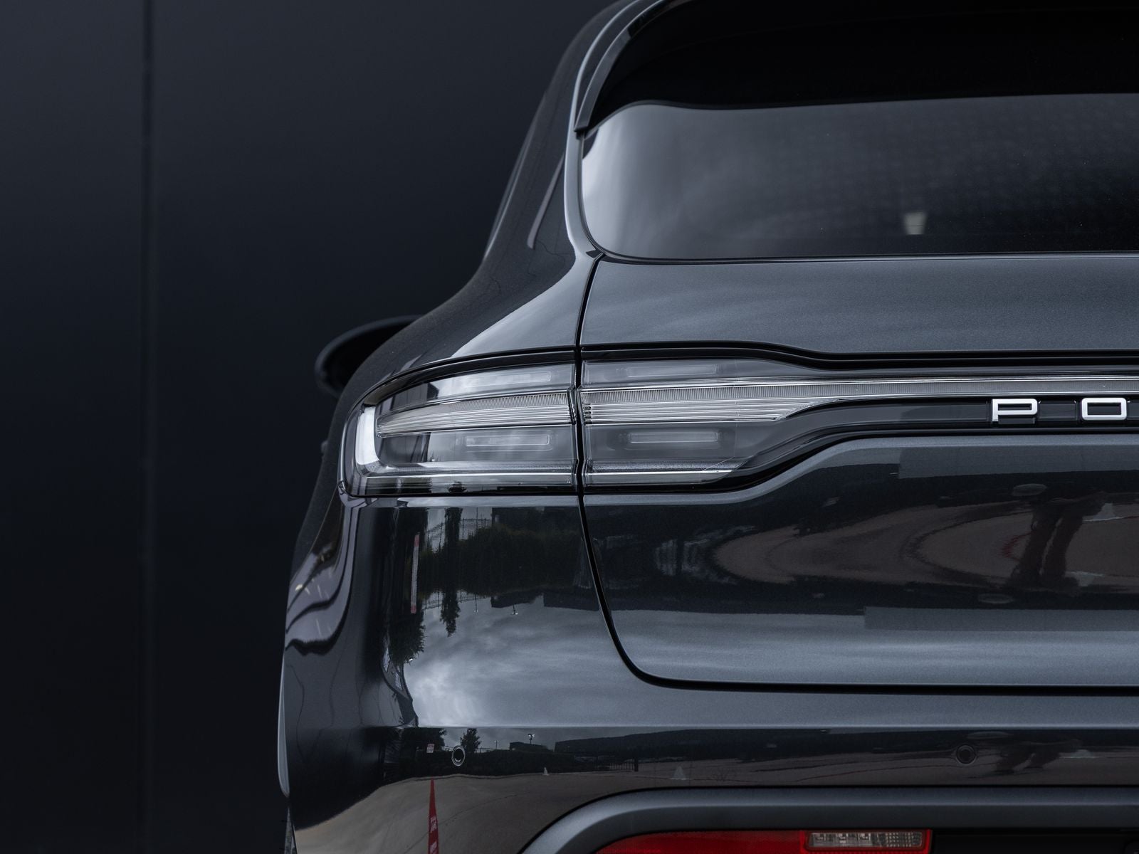 2026 Porsche Macan AWD