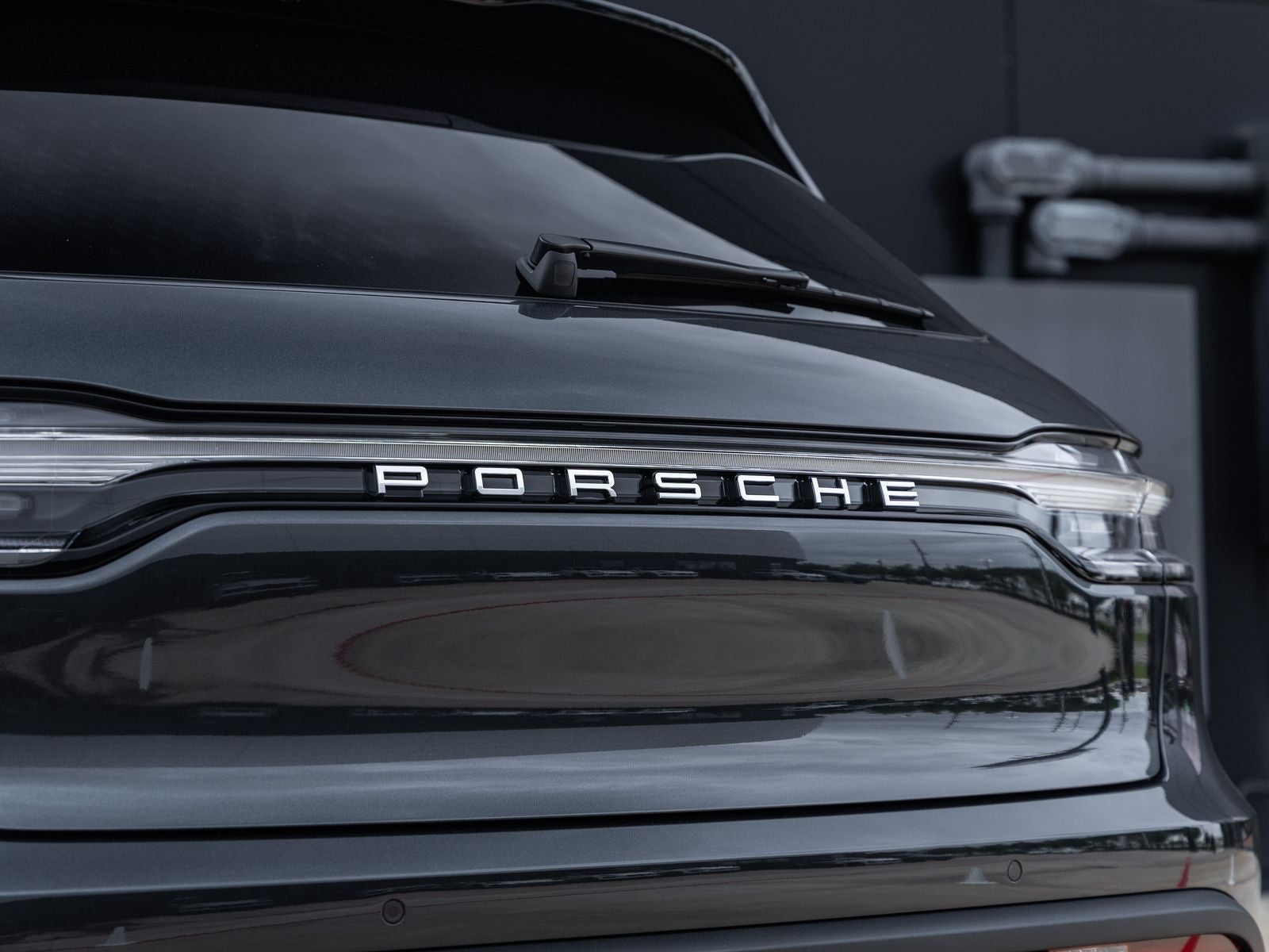 2026 Porsche Macan AWD