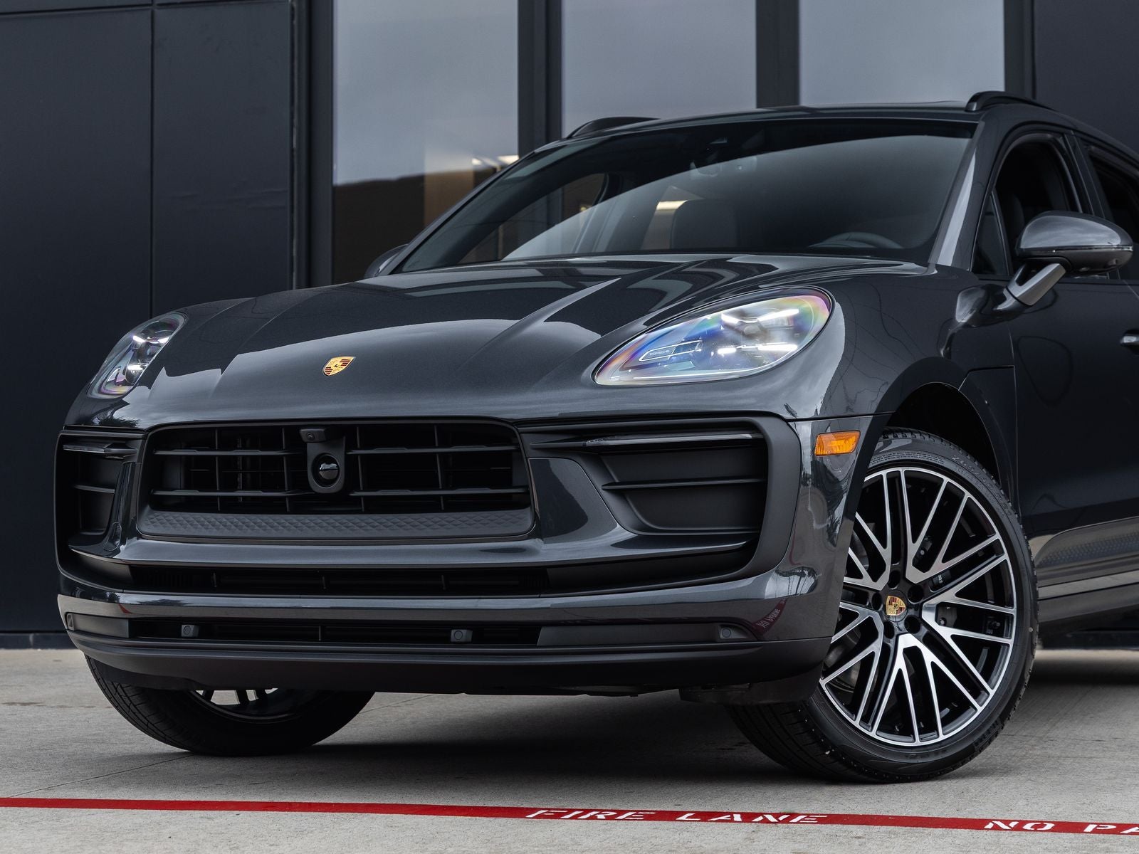 2026 Porsche Macan AWD