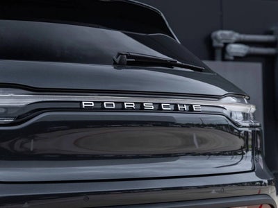 2026 Porsche Macan AWD