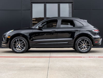 2026 Porsche Macan AWD