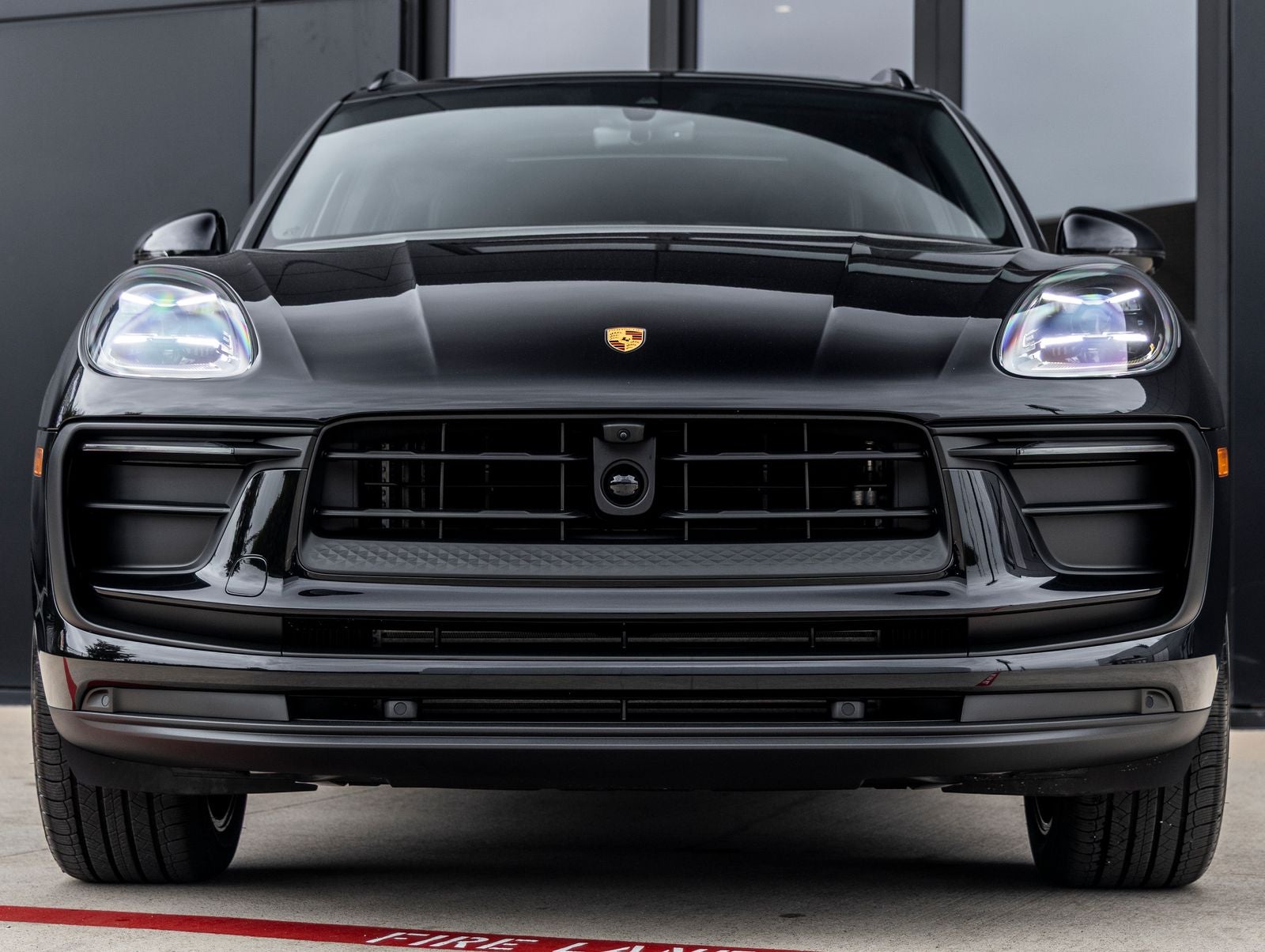 2026 Porsche Macan AWD