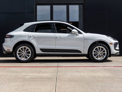2026 Porsche Macan Macan