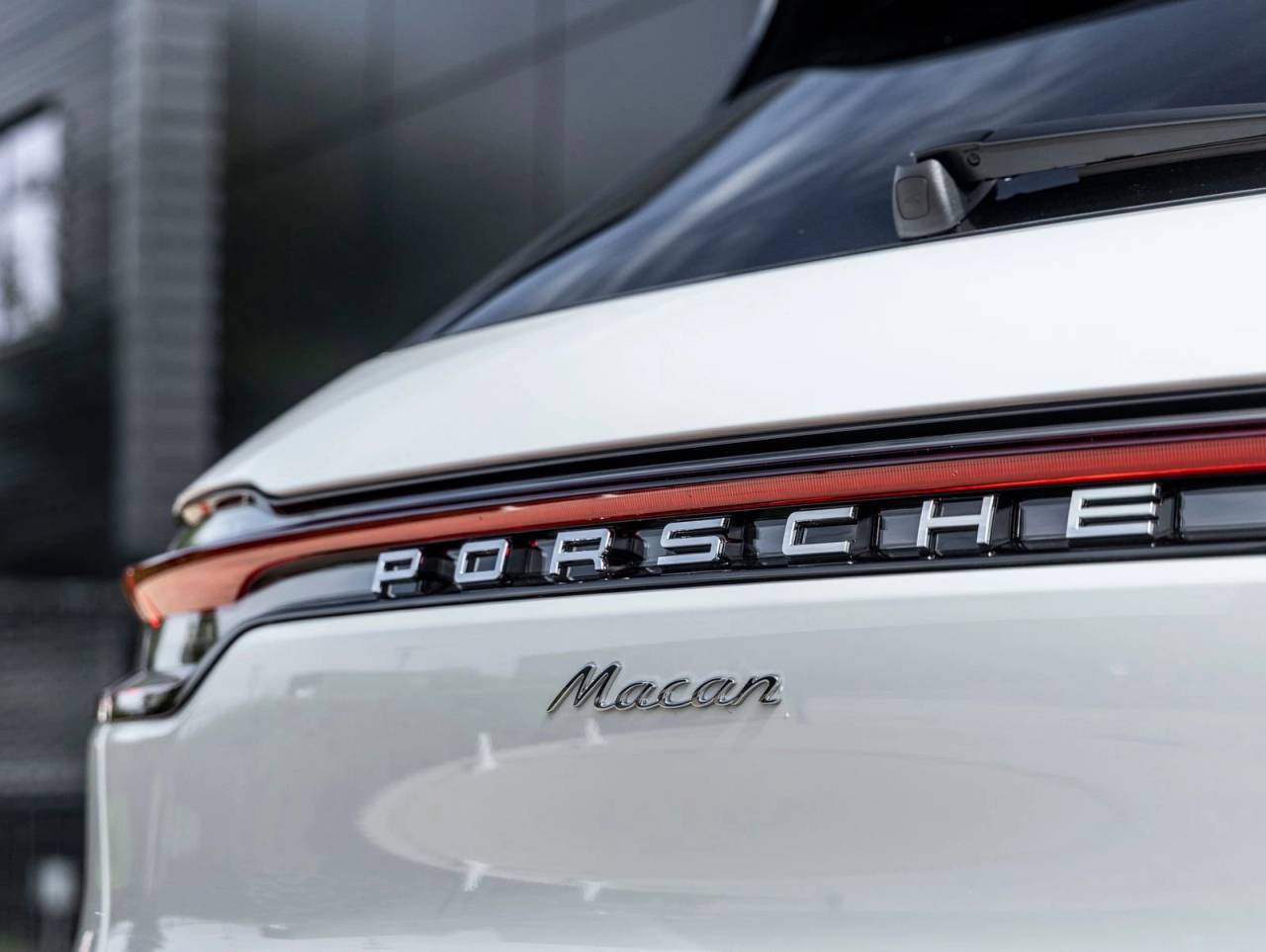 2026 Porsche Macan Macan