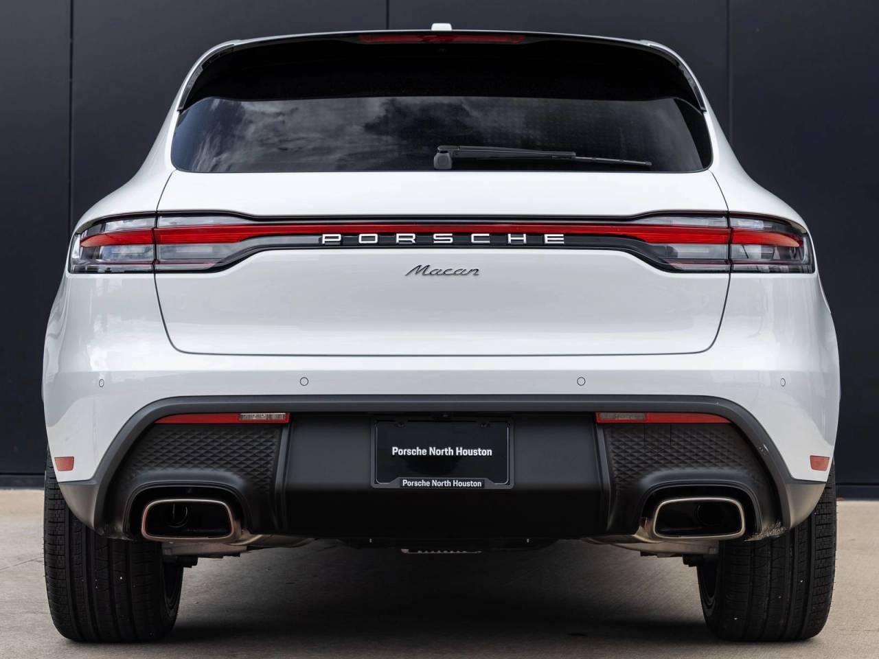 2026 Porsche Macan AWD