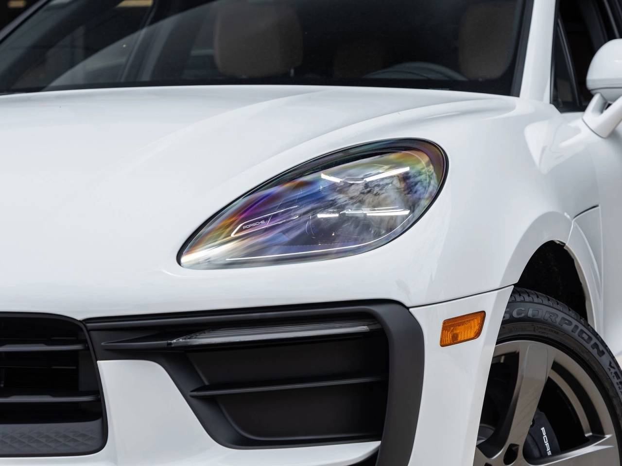 2026 Porsche Macan AWD