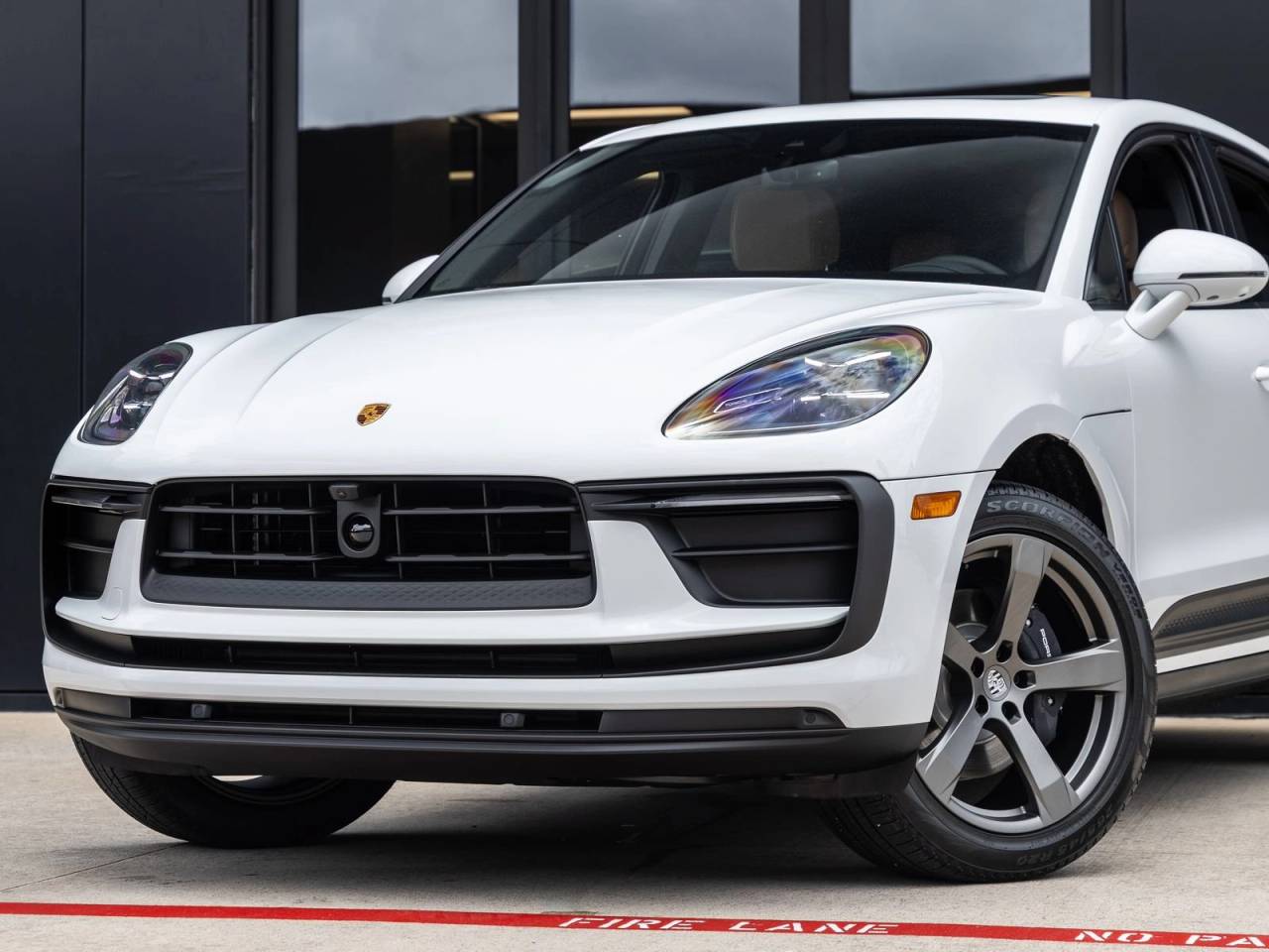 2026 Porsche Macan AWD