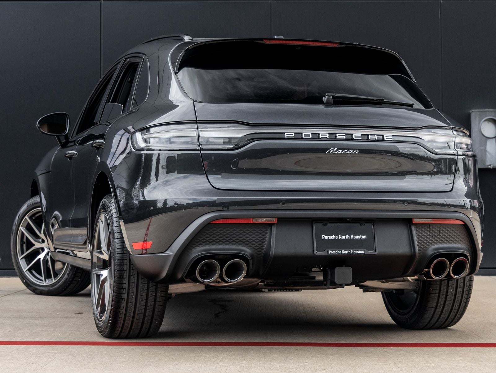 2026 Porsche Macan Macan