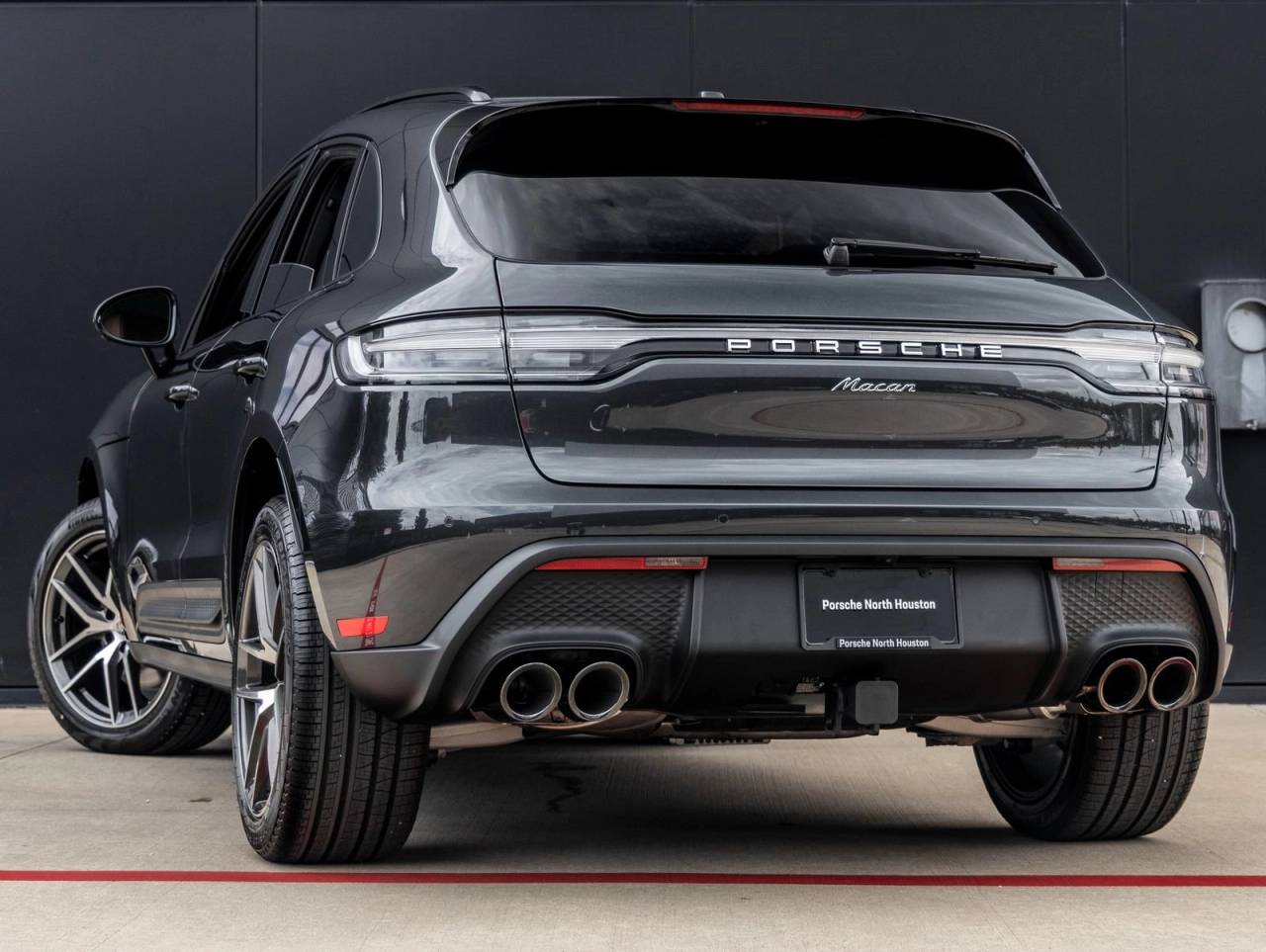 2026 Porsche Macan Macan
