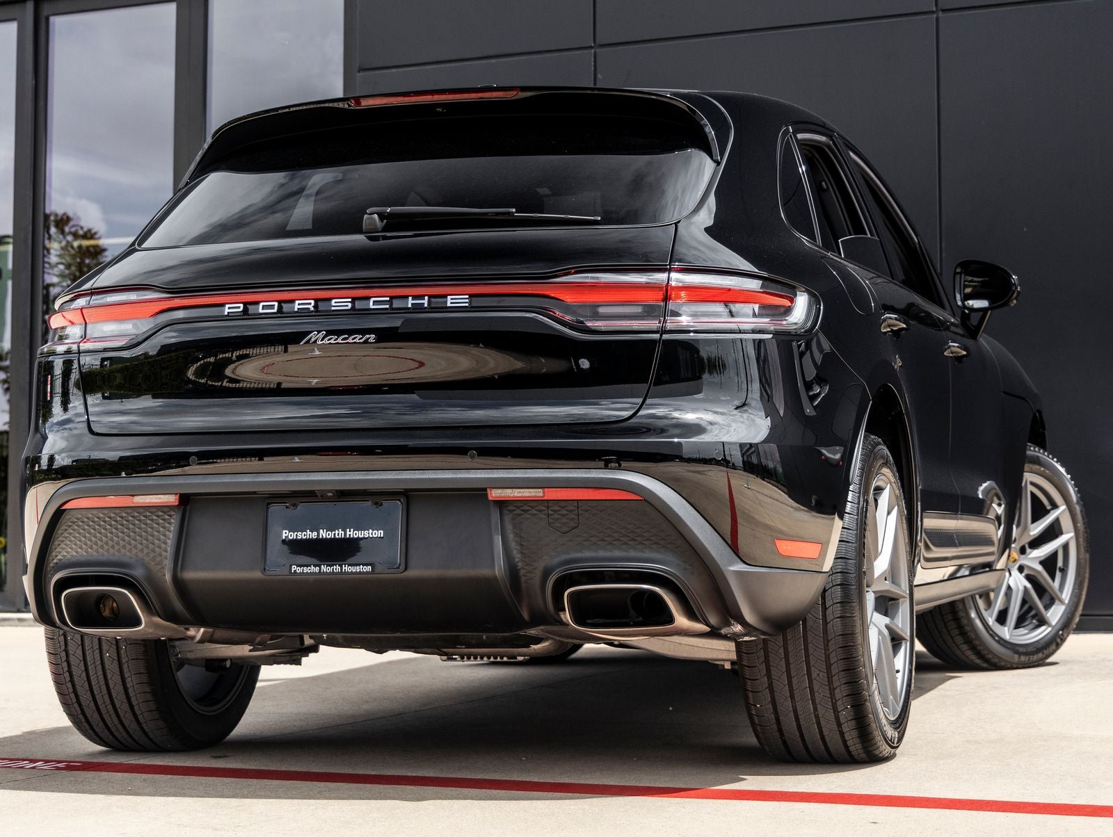 2026 Porsche Macan Macan