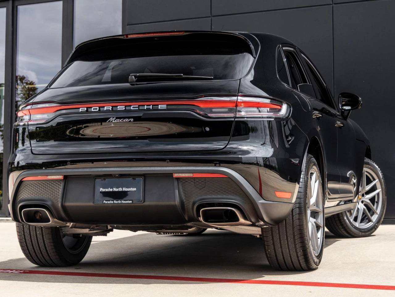 2026 Porsche Macan Macan
