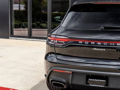 2026 Porsche Macan Macan