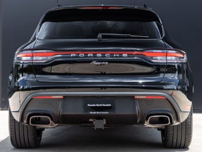 2026 Porsche Macan Macan