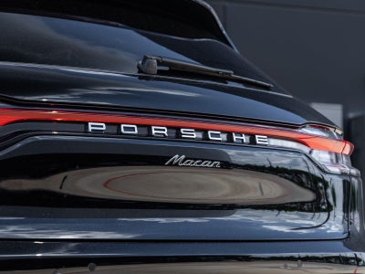 2026 Porsche Macan Macan