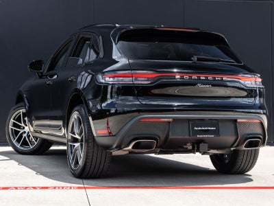 2026 Porsche Macan Macan