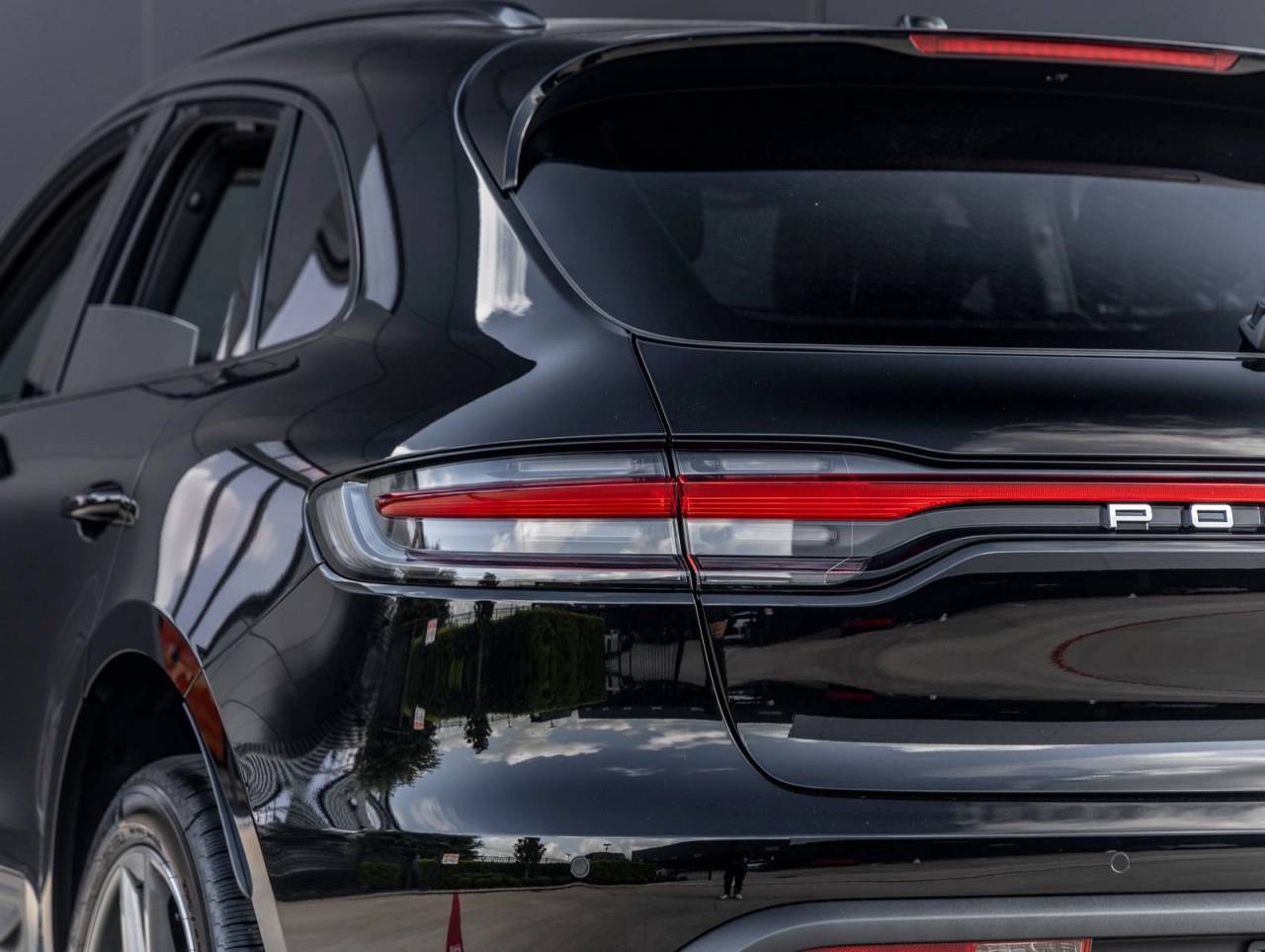 2026 Porsche Macan Macan