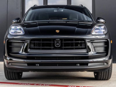 2026 Porsche Macan Macan