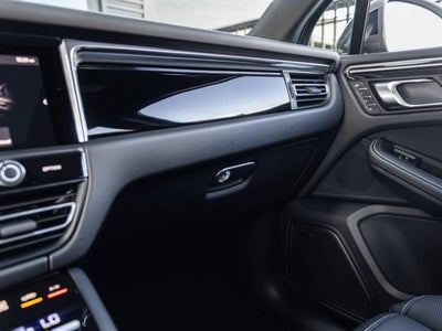 2026 Porsche Macan Macan T