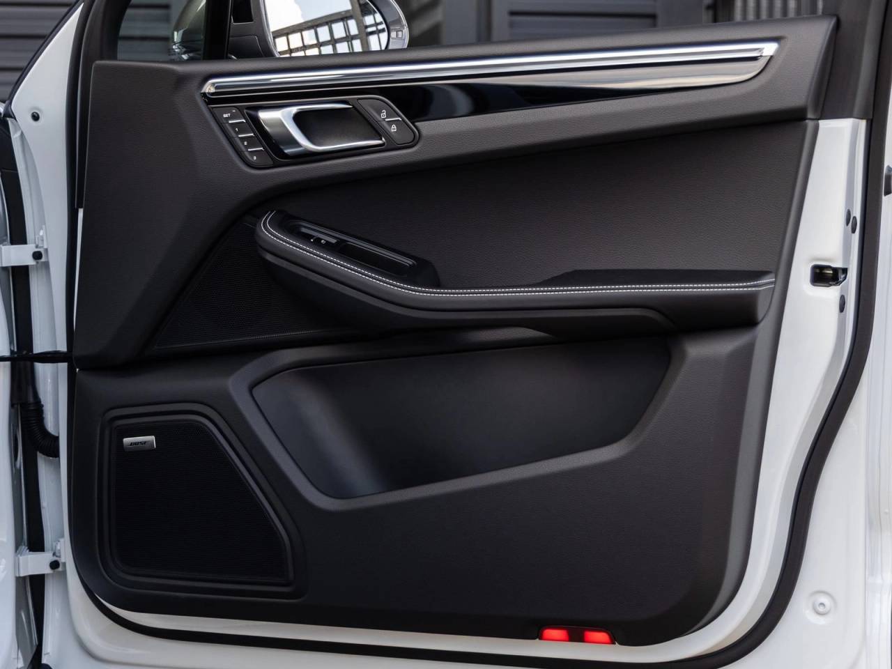 2026 Porsche Macan Macan T