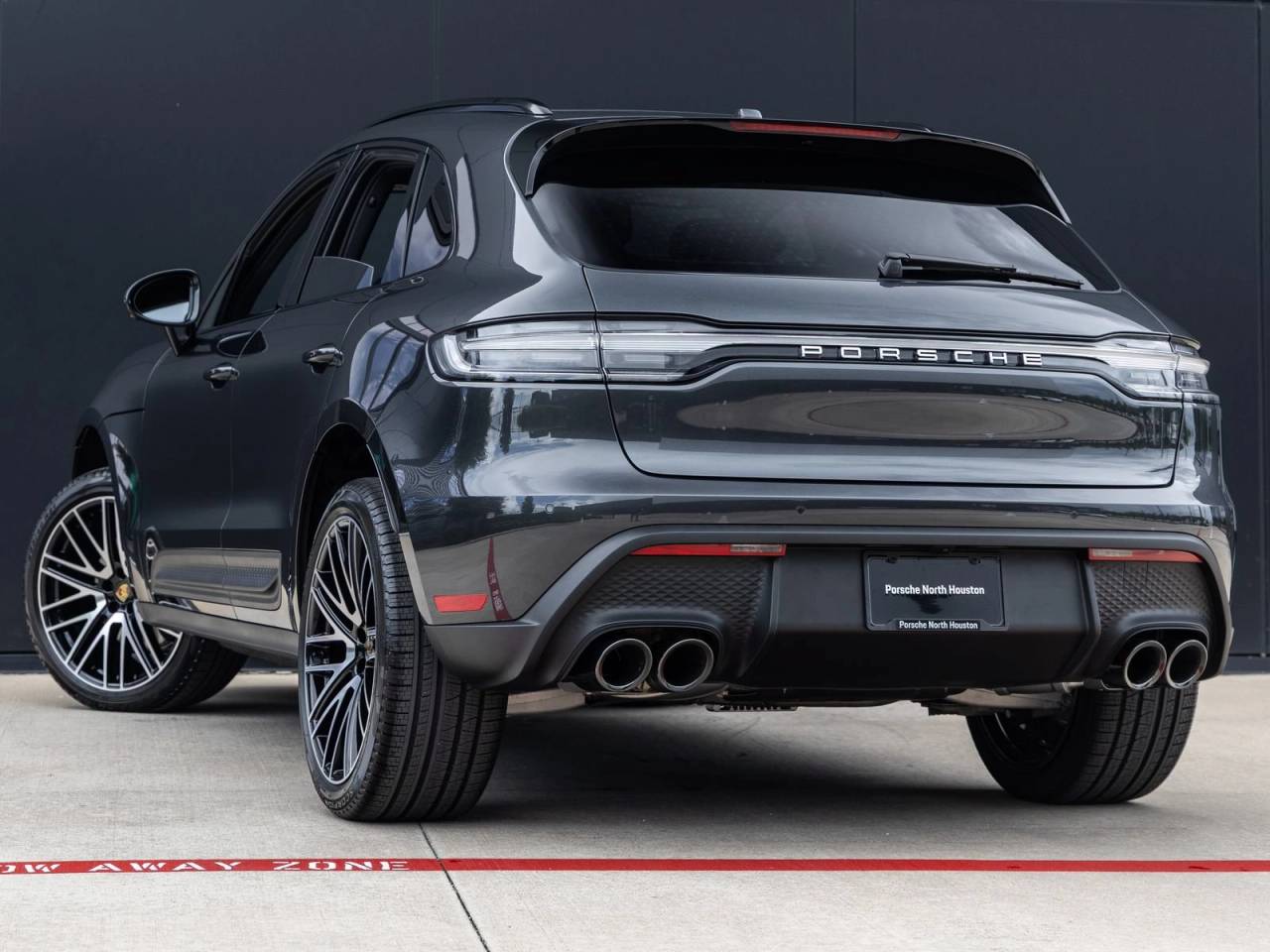 2026 Porsche Macan Macan