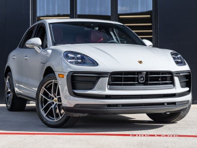 2026 Porsche Macan Macan