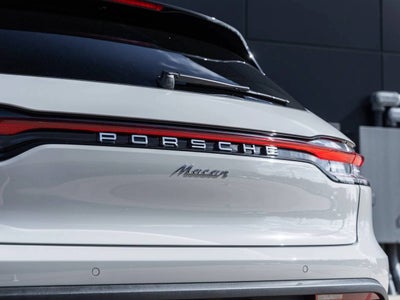 2026 Porsche Macan Macan