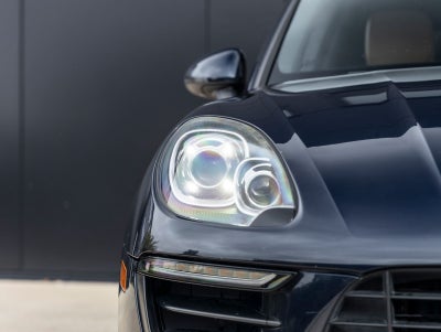 2017 Porsche Macan Macan