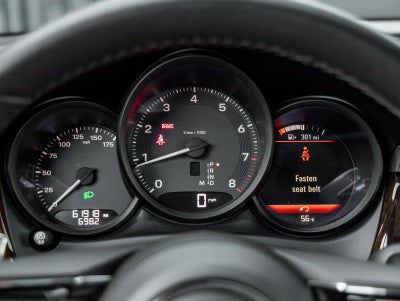 2023 Porsche Macan Macan (MY23)