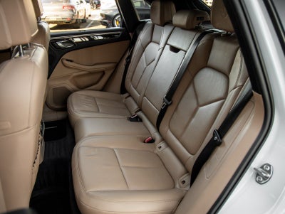 2023 Porsche Macan Macan (MY23)