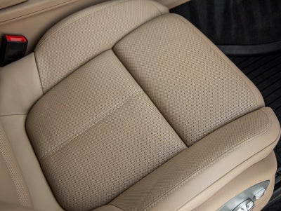 2023 Porsche Macan Macan (MY23)