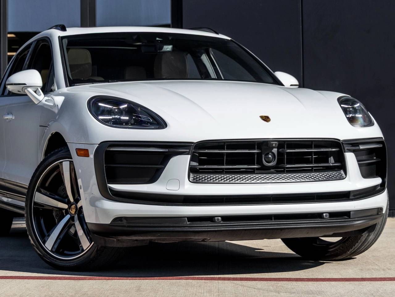 2023 Porsche Macan Macan (MY23)