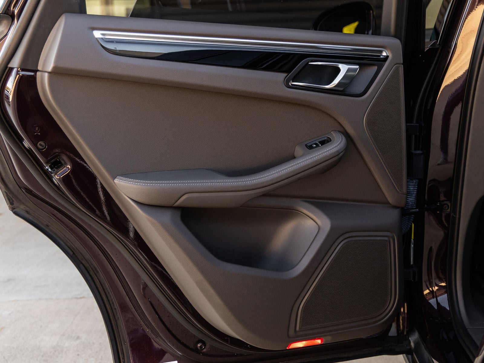 2023 Porsche Macan Macan (MY23)