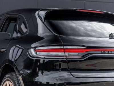 2023 Porsche Macan Macan (MY23)