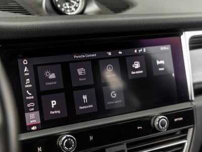 2023 Porsche Macan Macan (MY23)