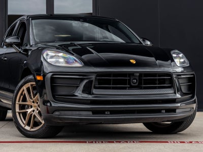 2023 Porsche Macan Macan (MY23)