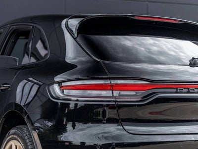 2023 Porsche Macan Macan (MY23)