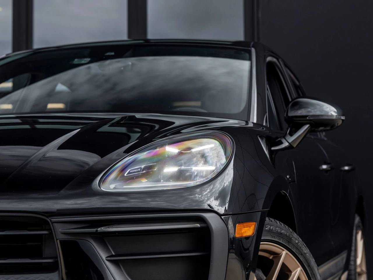 2023 Porsche Macan Macan (MY23)
