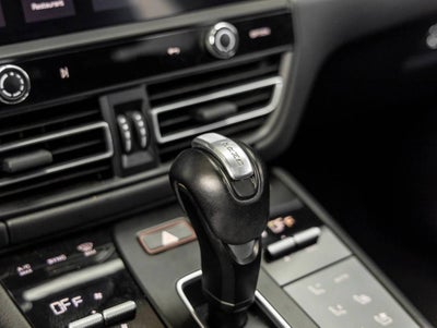 2023 Porsche Macan Macan (MY23)