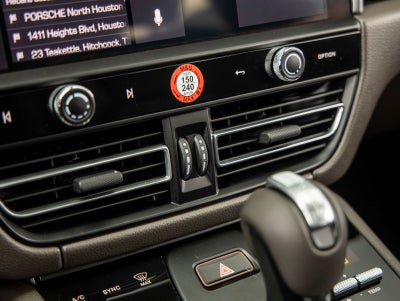 2025 Porsche Macan AWD