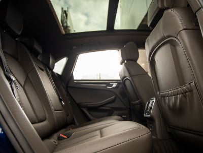 2025 Porsche Macan AWD