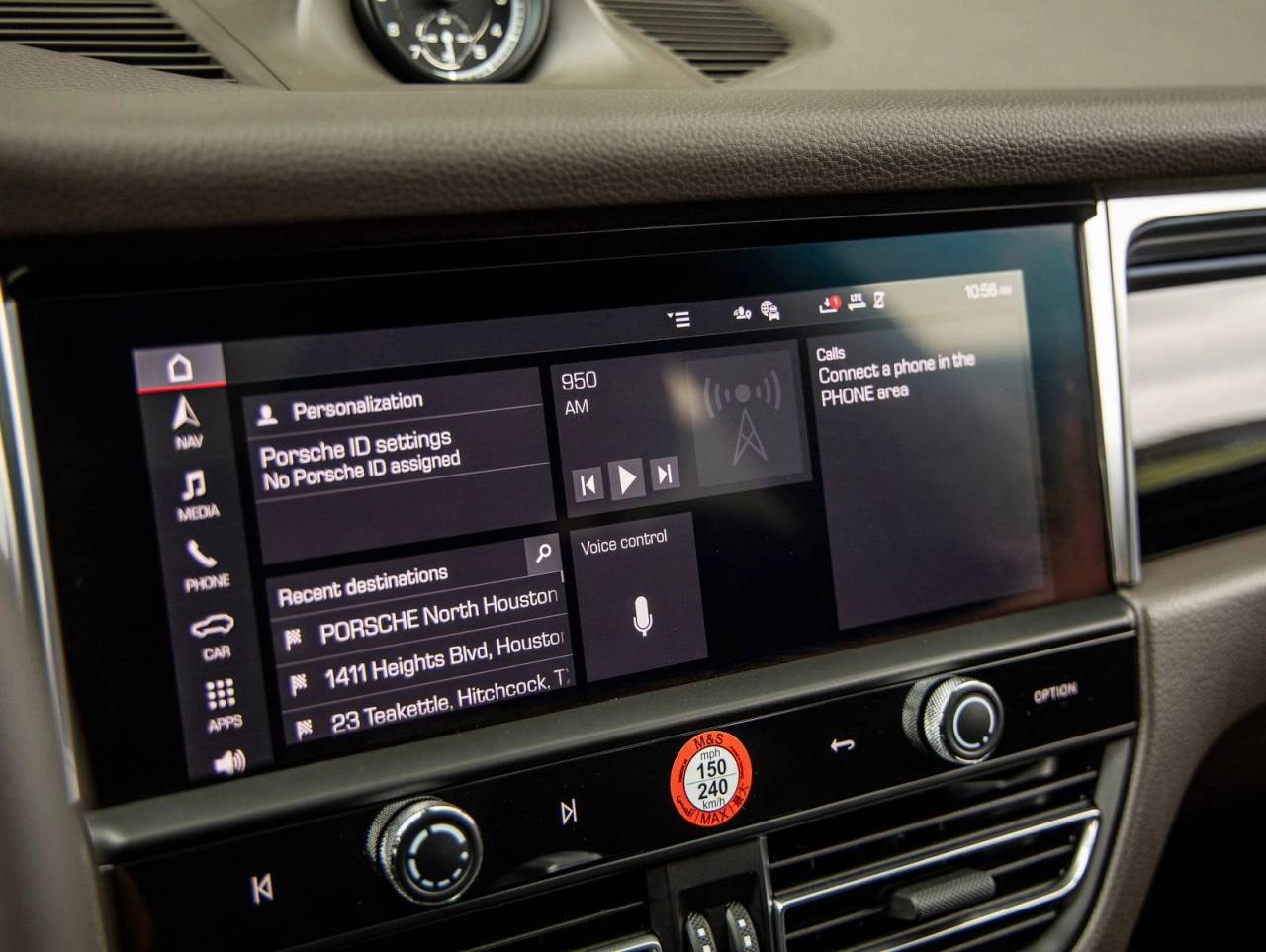 2025 Porsche Macan AWD