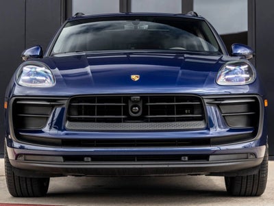 2025 Porsche Macan AWD
