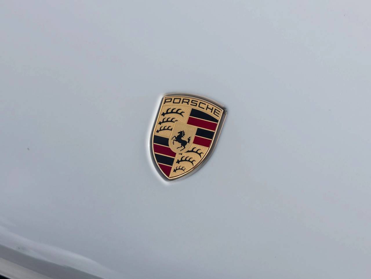 2025 Porsche Macan Macan