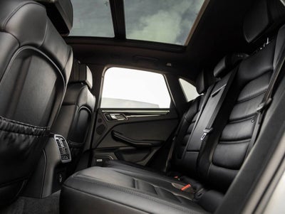 2025 Porsche Macan Macan