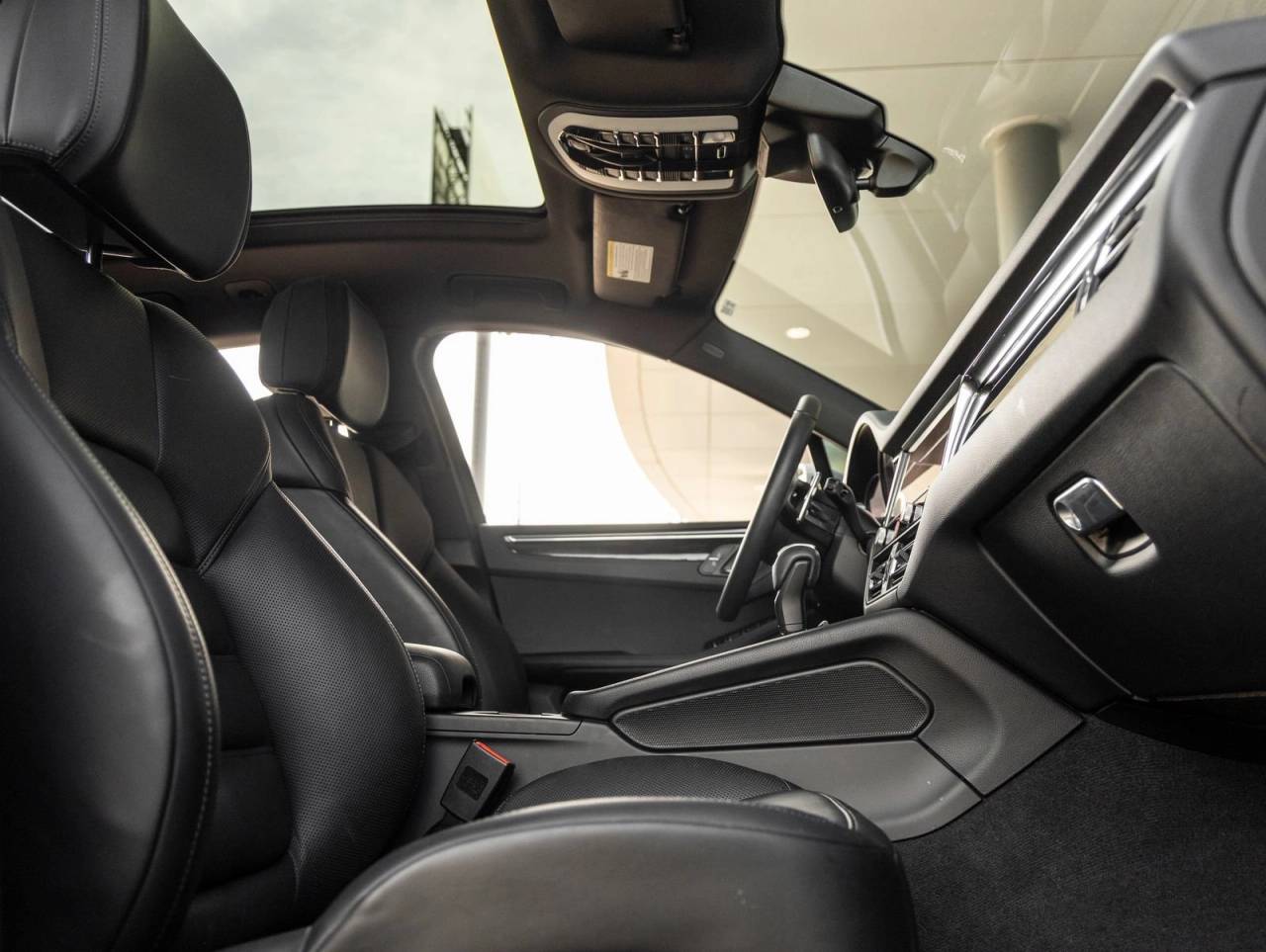 2025 Porsche Macan Macan