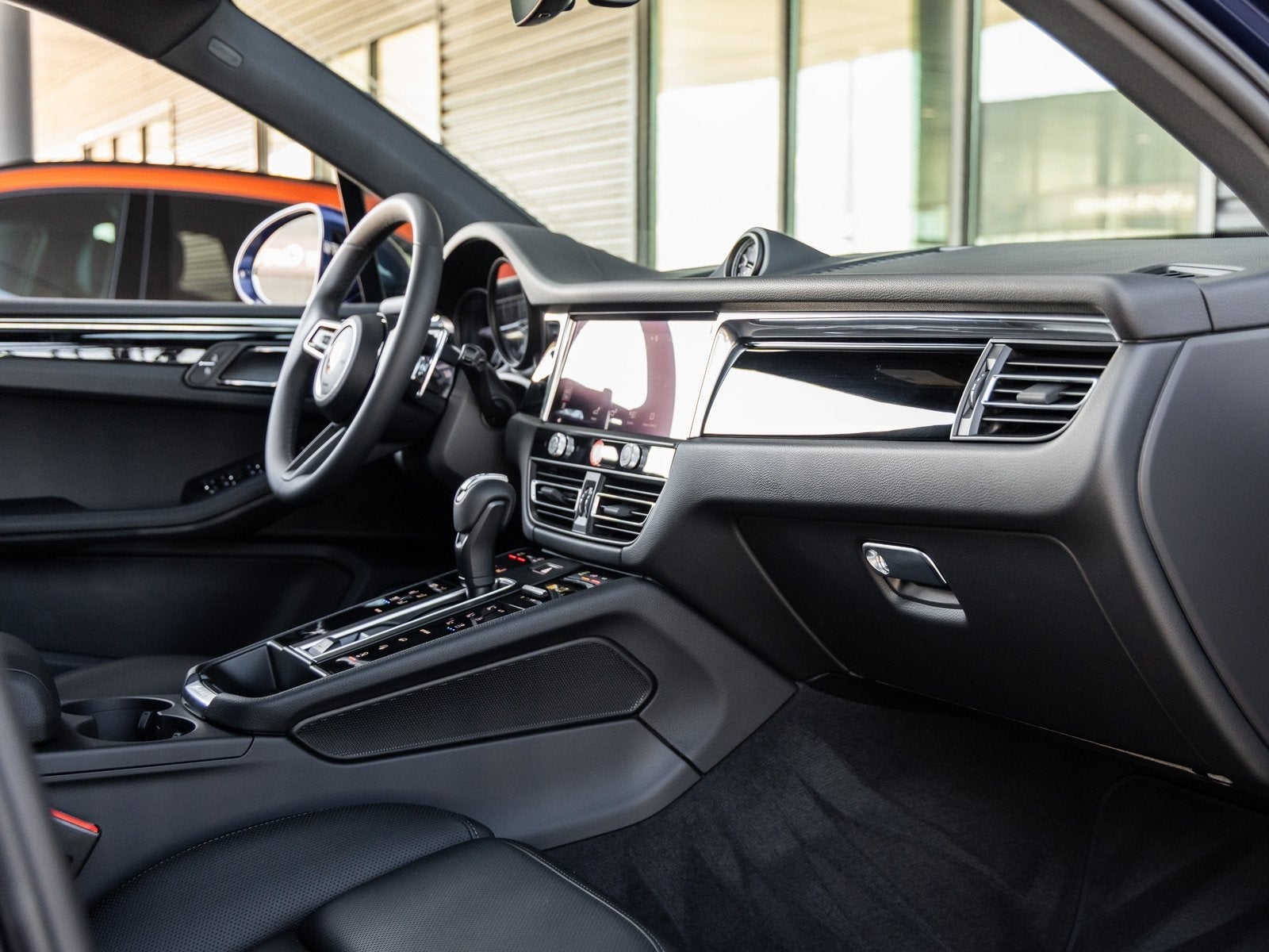 2025 Porsche Macan Macan