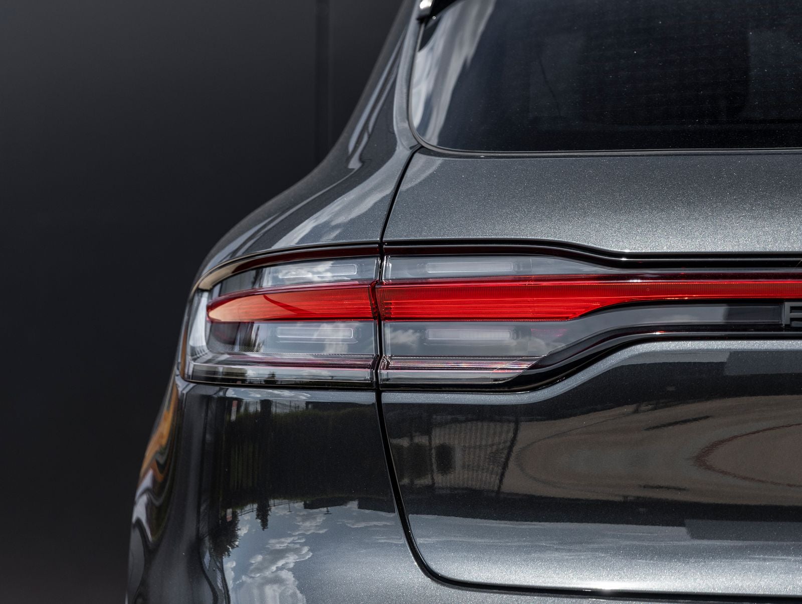 2026 Porsche Macan AWD